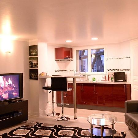 Beau Studio Meuble 2Min Du Moulin Rouge Paris Exterior foto